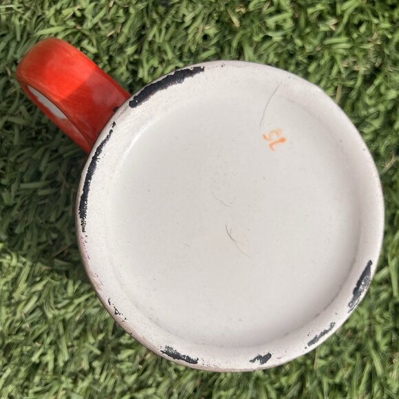 Adorable Handpainted Happy Spider Mug - Picture 4 of 4